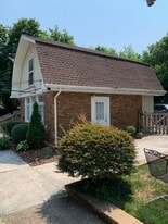 Building Photo - 1328 Chestnut St