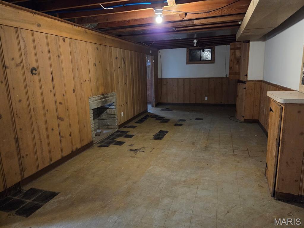 Building Photo - 10458 Spring Garden Dr