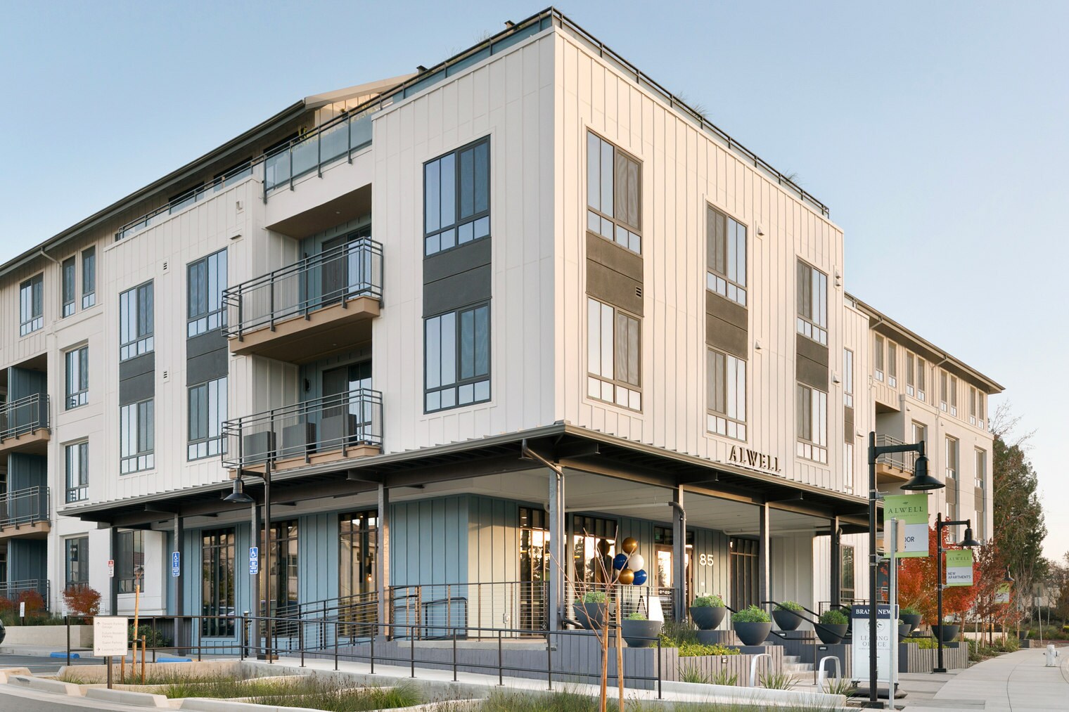 Building Photo - 85 Cleaveland Rd