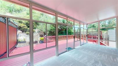 Building Photo - Beautiful 3 Bedroom 2 Bathroom Single Fami...