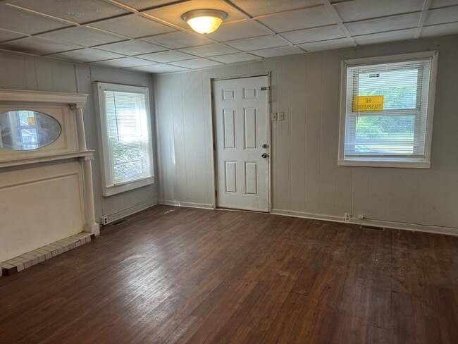 Building Photo - 712 Florence Ave