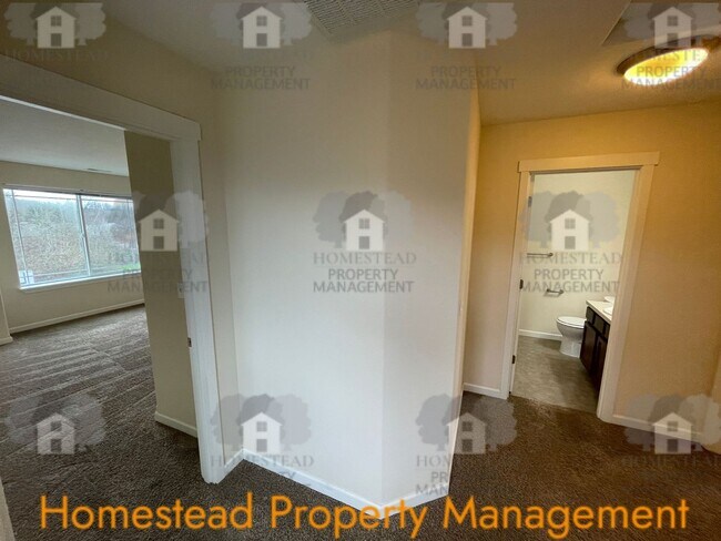 Building Photo - 476