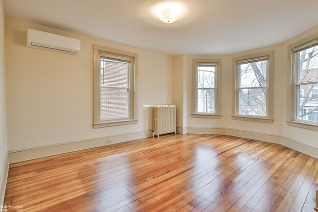 Building Photo - 67 W Laurel St