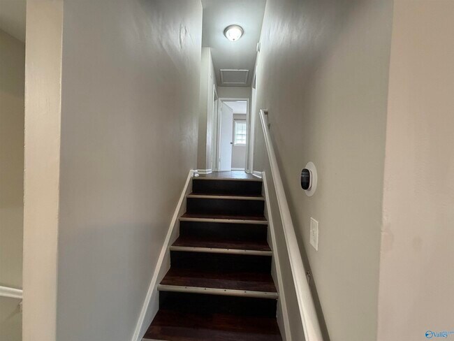 Building Photo - 3604 NW Stag Run Dr