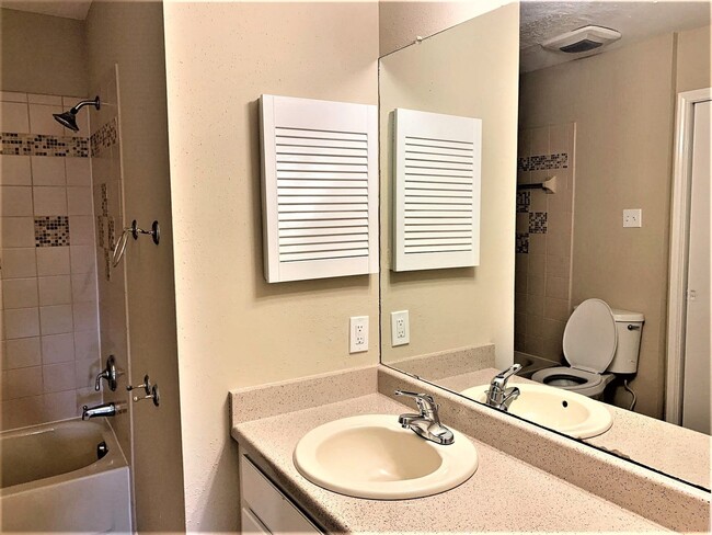 Building Photo - 11922 Westwold Dr