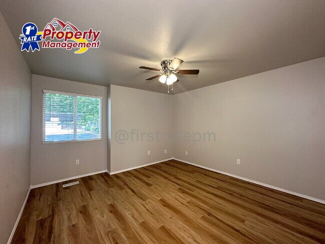 Building Photo - 4876 W Blodgett Ln