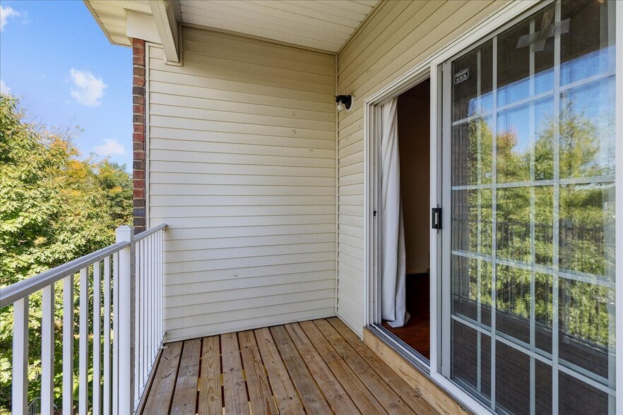 Building Photo - 932 Del Negro Ct