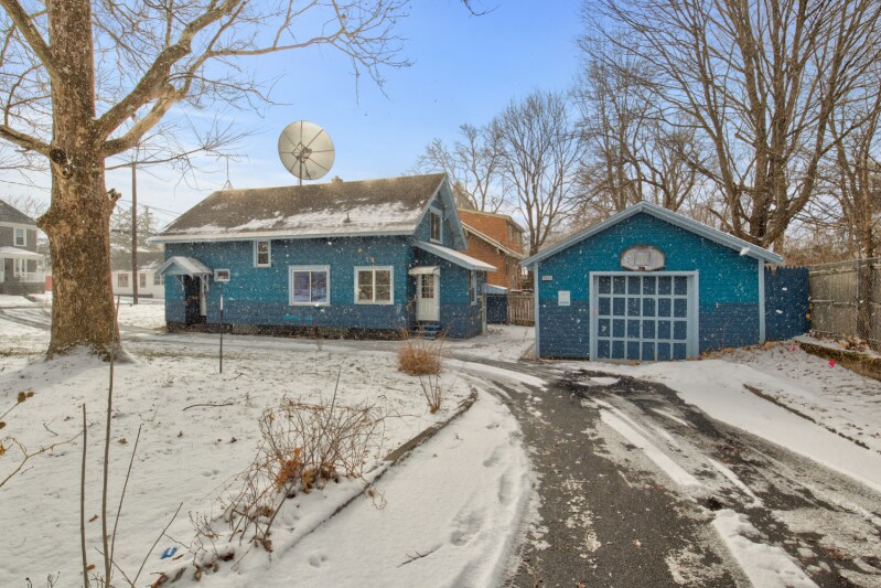 Building Photo - 1006 Ballantyne Rd