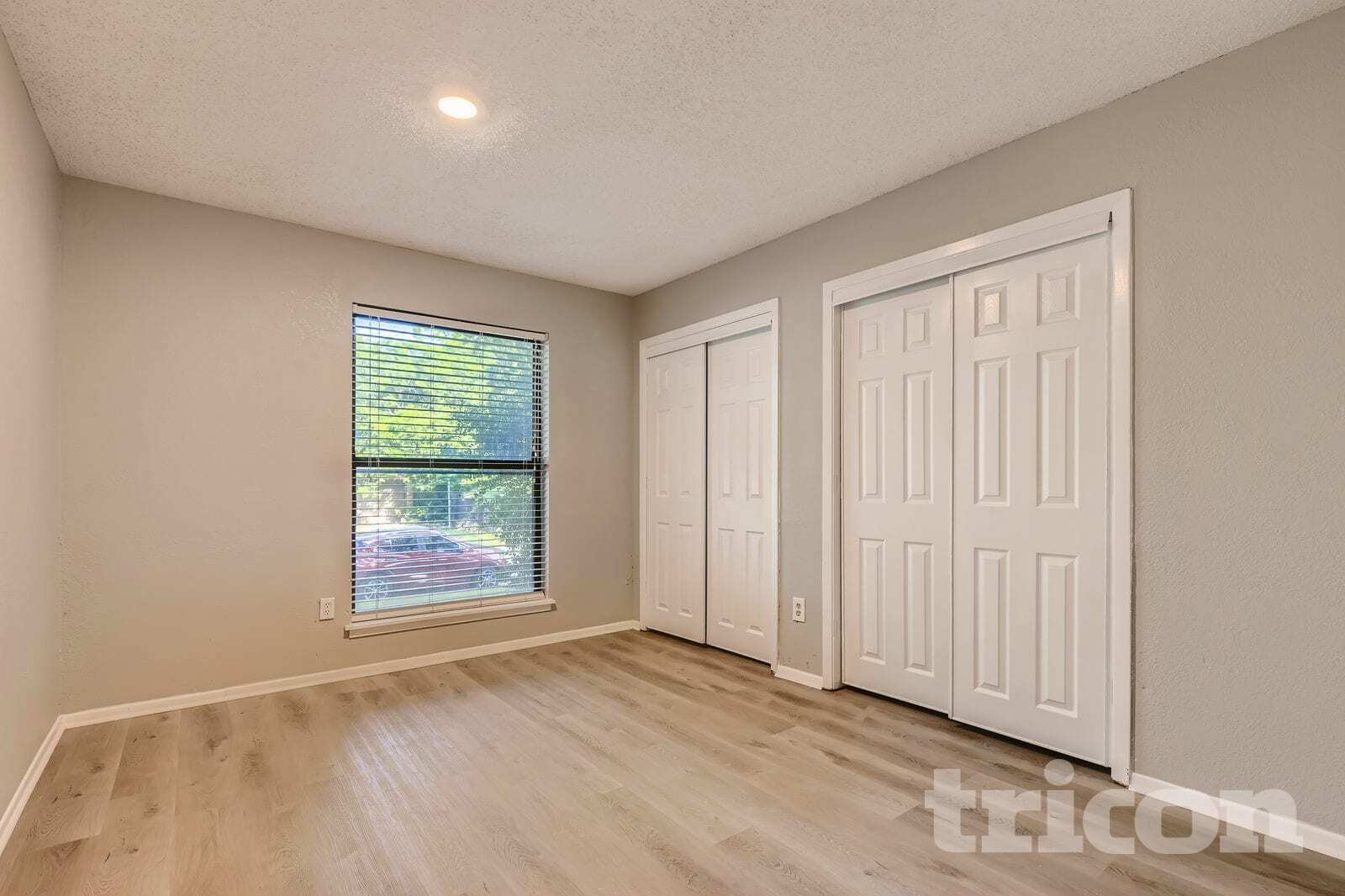 Building Photo - 2819 Hedgeway Dr