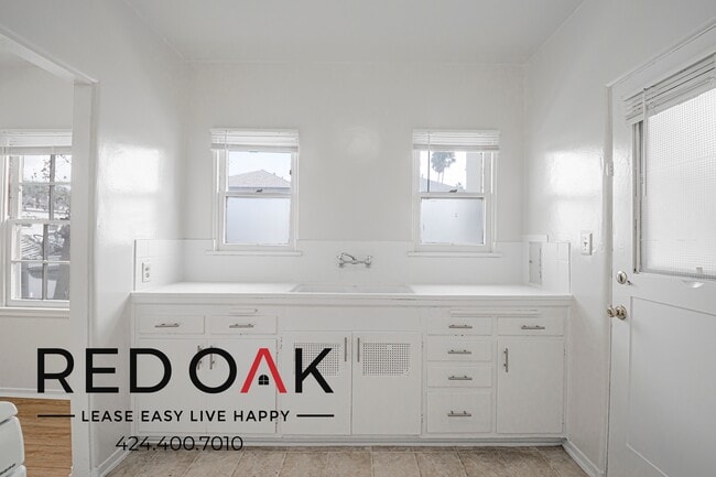 Building Photo - 601-605 Glenwood Rd