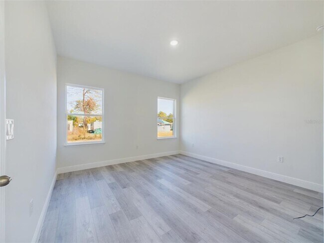 Building Photo - 2627 SW 154th Place Rd