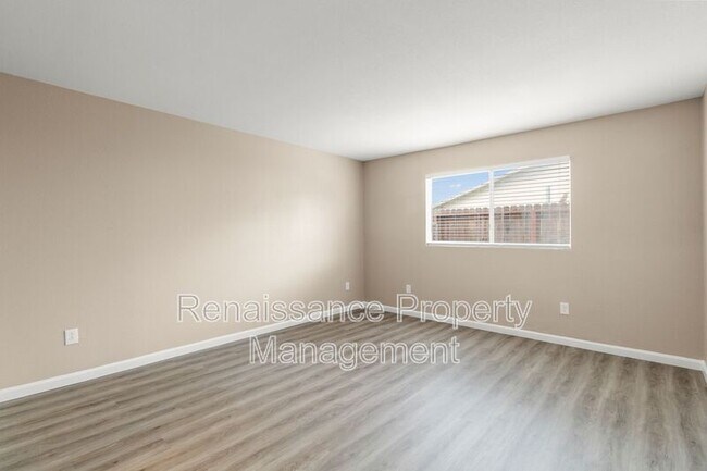 Building Photo - 1394 Pajaro Ave