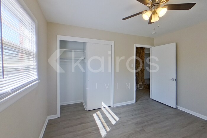 Building Photo - 1509 Bell St