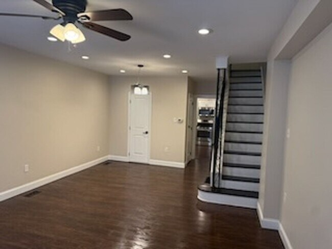 Building Photo - Great updated 3 Bedroom Row home in Manayunk for rent $2,200/month