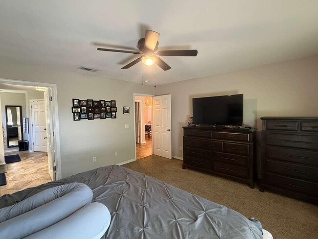 Building Photo - 4216 Shadow Ln