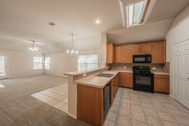 Building Photo - 9916 Channing Rd