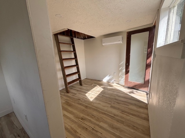 Building Photo - 1725 W 9th Pl