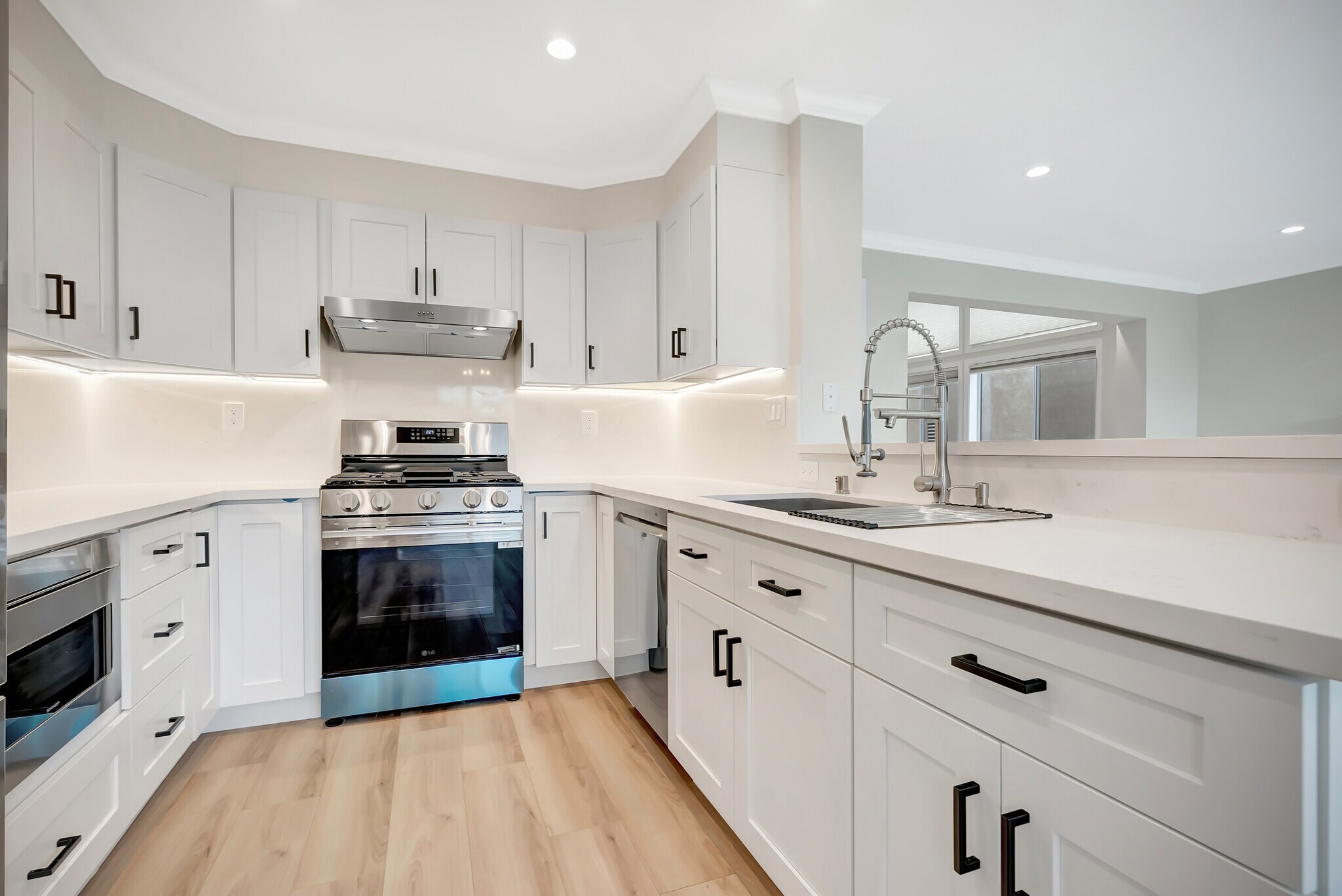 Building Photo - 4016 Cam Plano