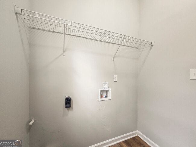 Building Photo - 3051 Red Oak Trail