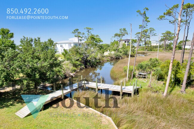 Building Photo - 16262 Tarpon Dr