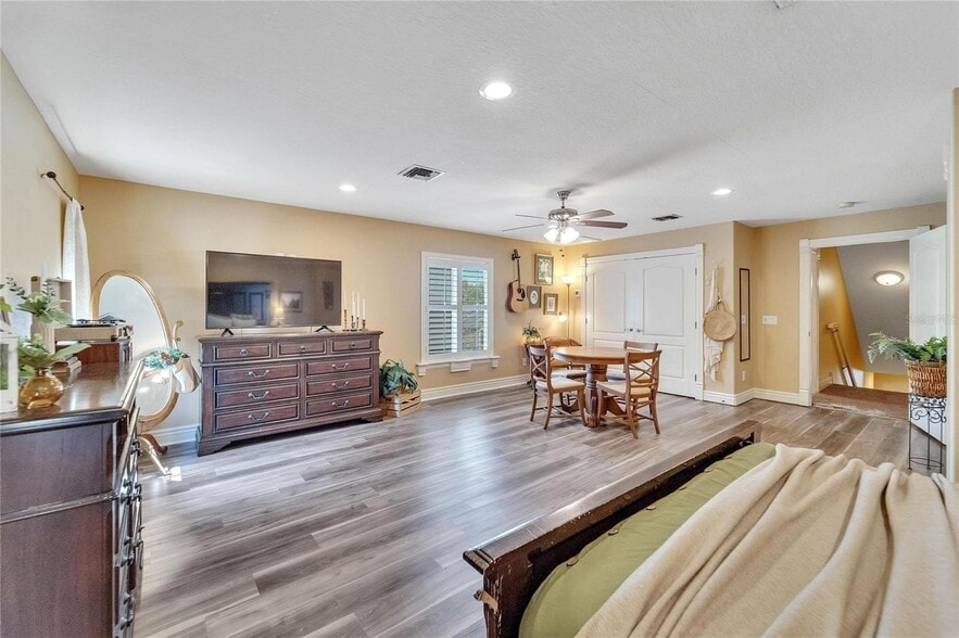Building Photo - 2656 Wyndsor Oaks Way
