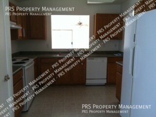 Building Photo - 3911 E Longhorn Dr