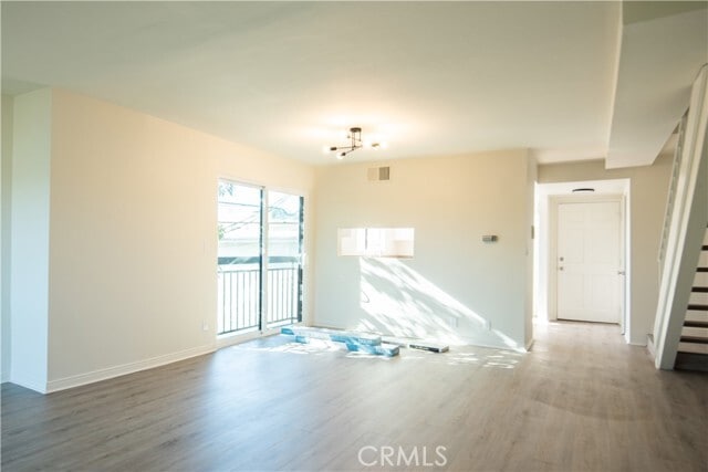 Building Photo - 458 Riverdale Dr