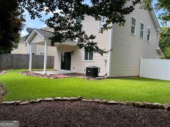 Building Photo - 503 Sautee Pl