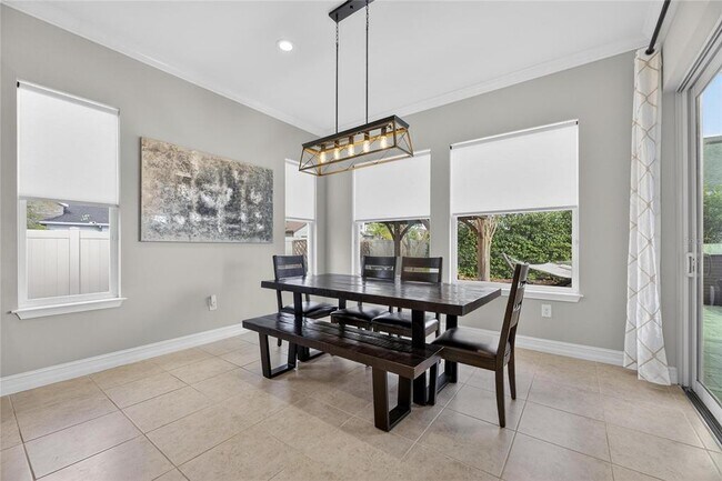 Building Photo - 18233 Leafmore St