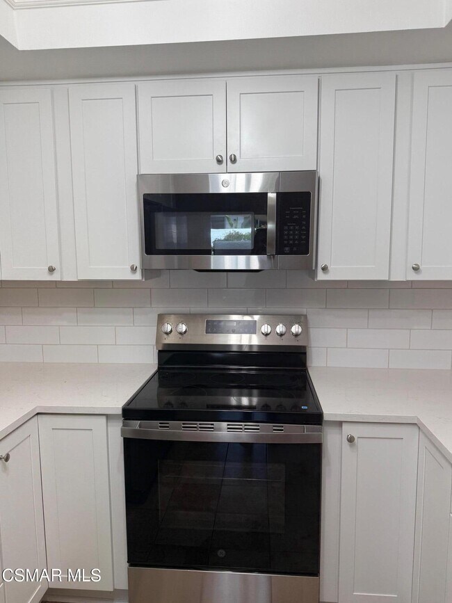 Building Photo - 3620 Summershore Ln