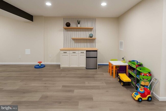 Building Photo - 23605 Clarksmeade Dr