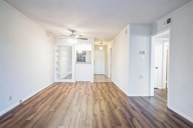 Building Photo - 7920 Rockwood Ln