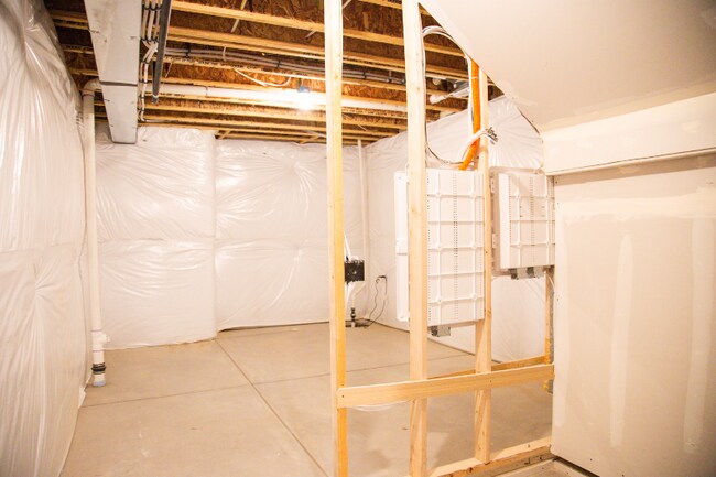 Building Photo - 8547 Cheraw St