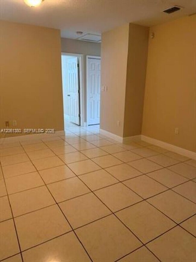 Building Photo - 14300 SW 51st St