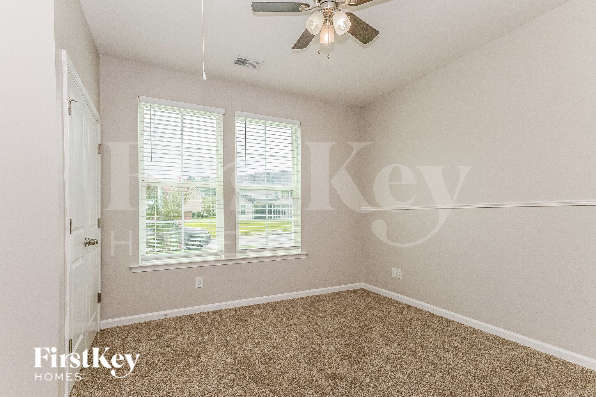 Building Photo - 447 Stonefield Cir