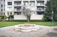 Building Photo - 140 S Van Ness Ave