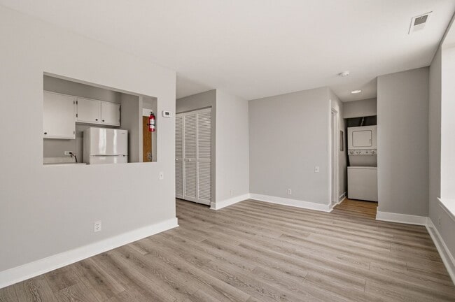 Building Photo - 2305 18th St NW