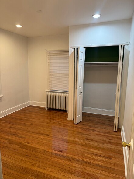 Building Photo - 1368 High Ave