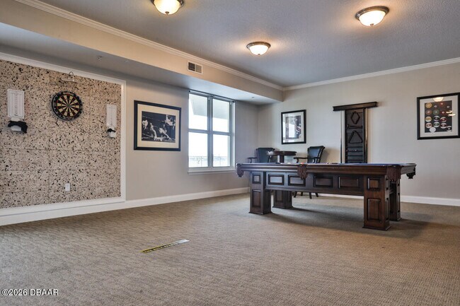 Building Photo - 2801 S Ridgewood Ave