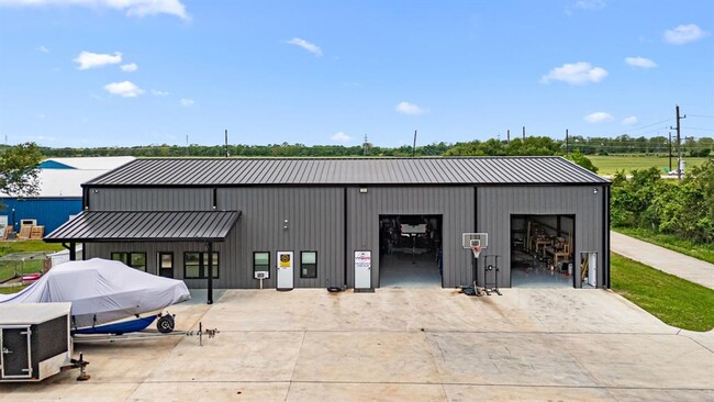 Building Photo - 4008 Farm to Market Rd 723