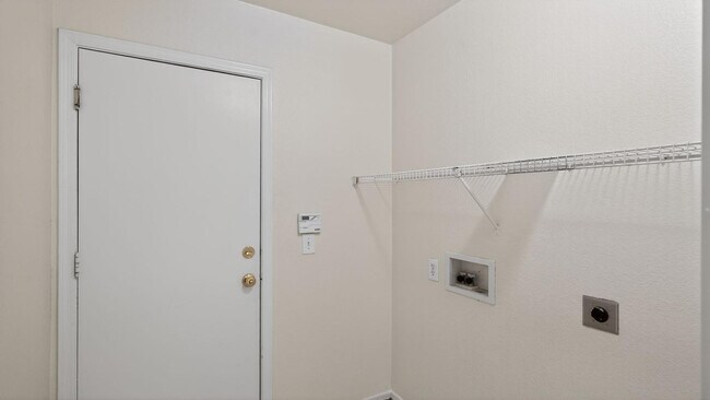 Building Photo - 7395 W San Miguel Ave