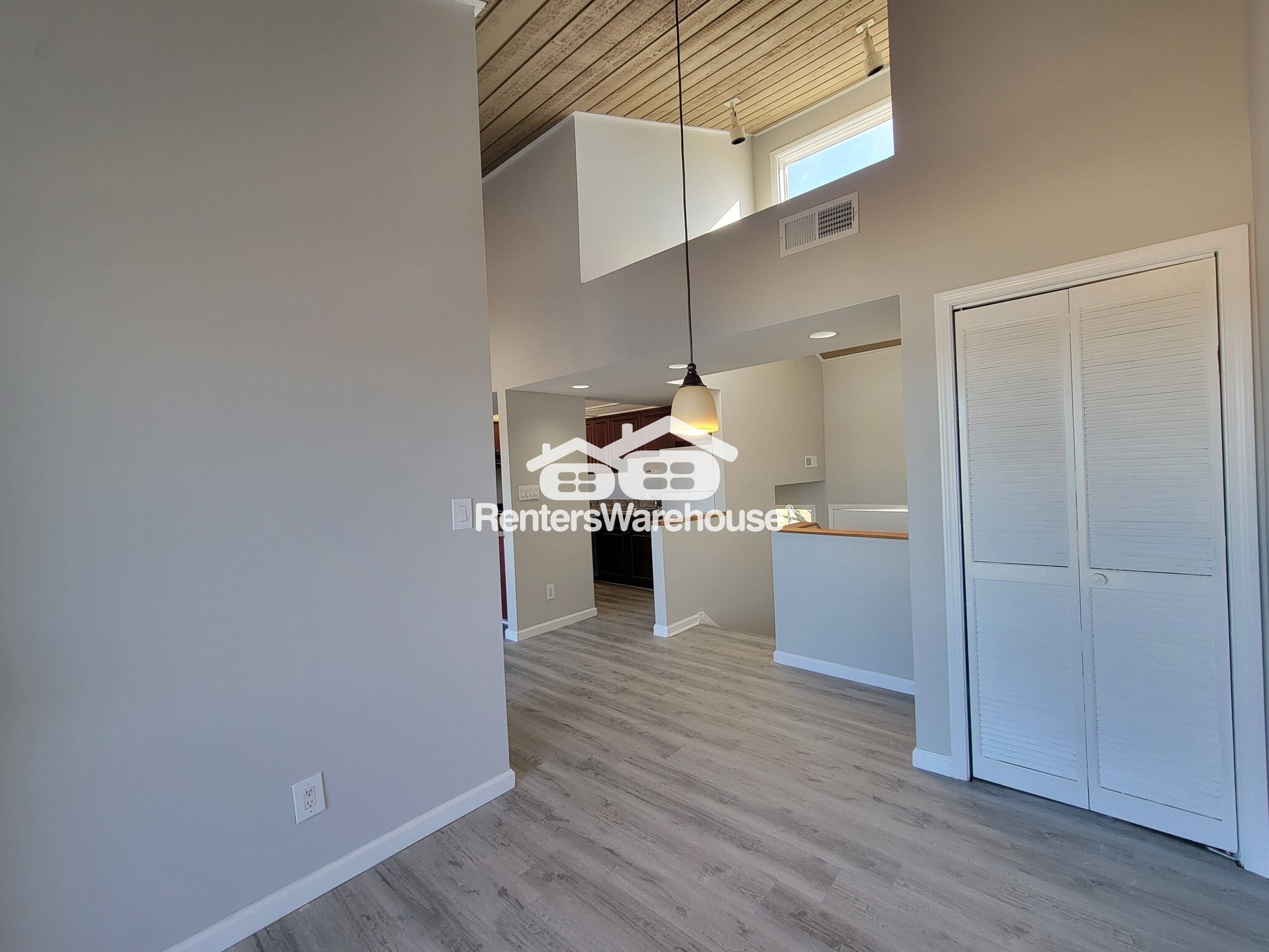 Building Photo - 269 Clearview Ct