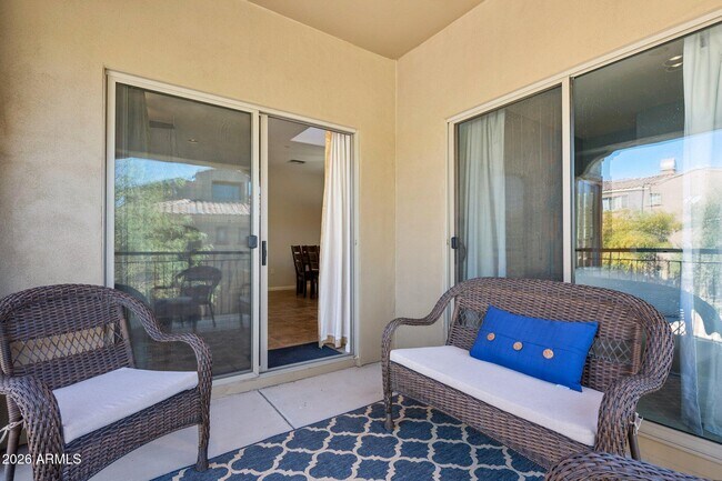 Building Photo - 3935 E Rough Rider Rd