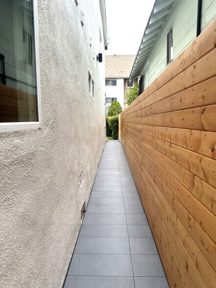 Building Photo - 38 Paloma Ave