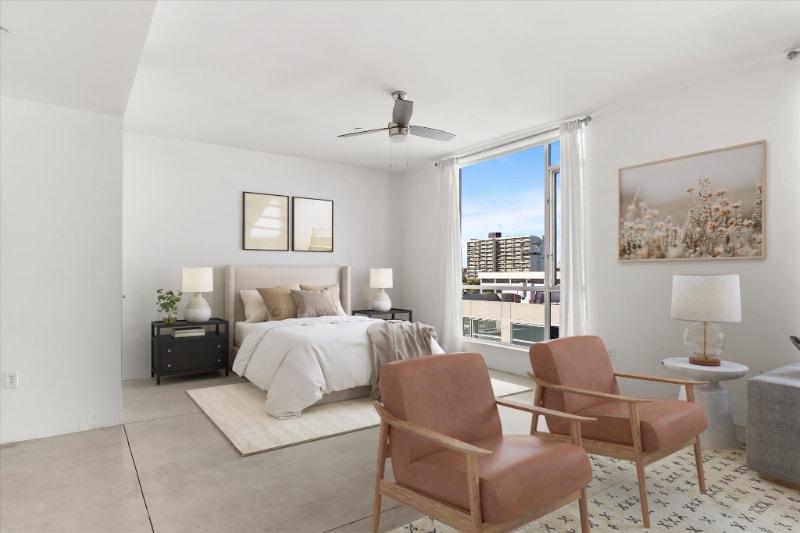 Building Photo - 285 W 6th St