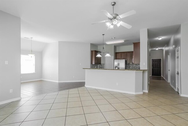 Building Photo - 16630 Convoy Ct