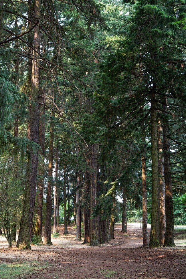 Building Photo - 13107 SE Division St