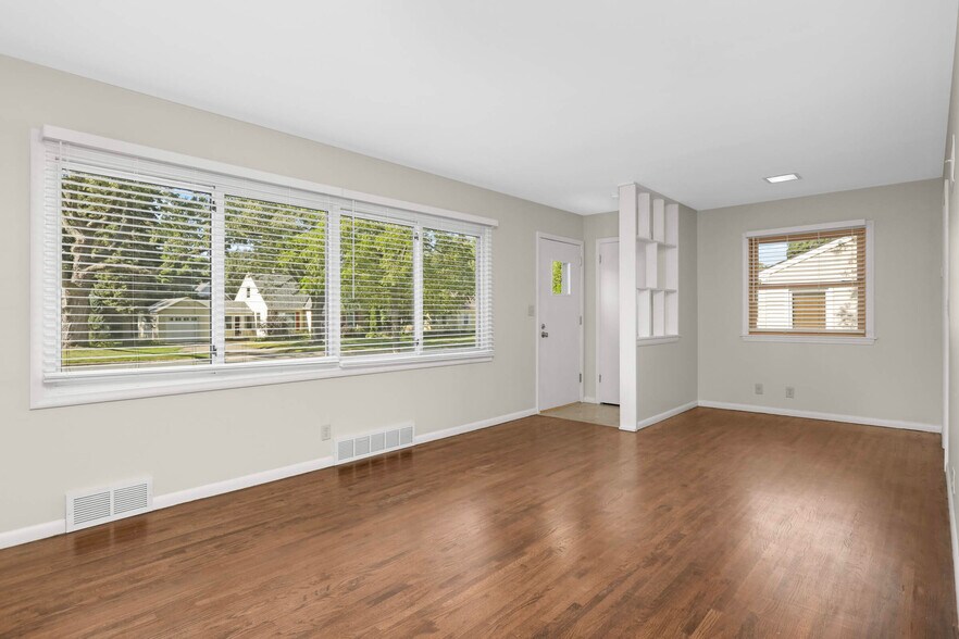 Building Photo - 1415 Nevada Ave