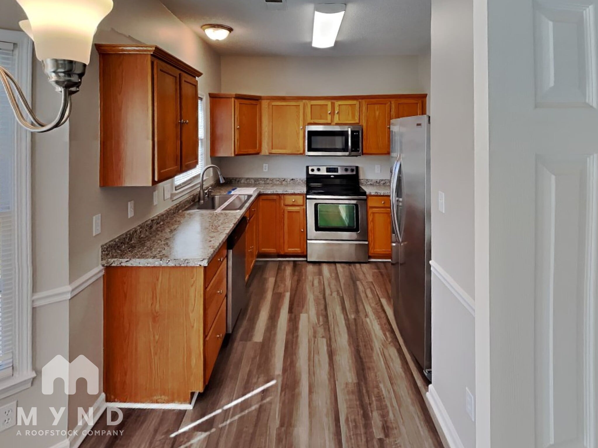 Building Photo - 9043 Silver Coach Ln