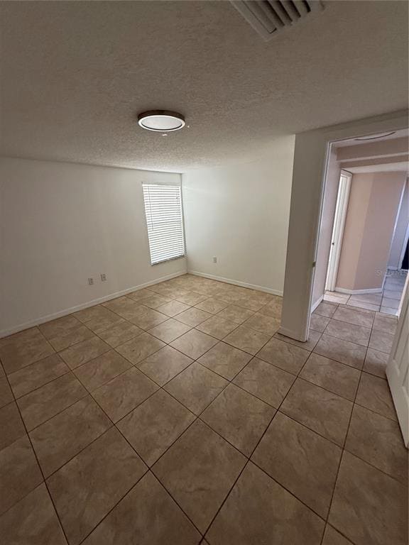 Building Photo - 1247 Lakeview Dr